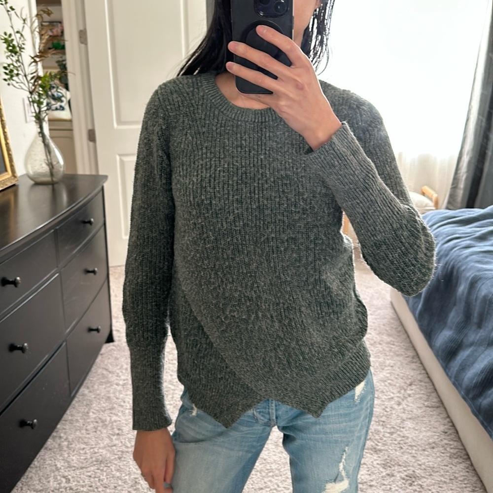 Banana Republic Green Sweater Size XS
